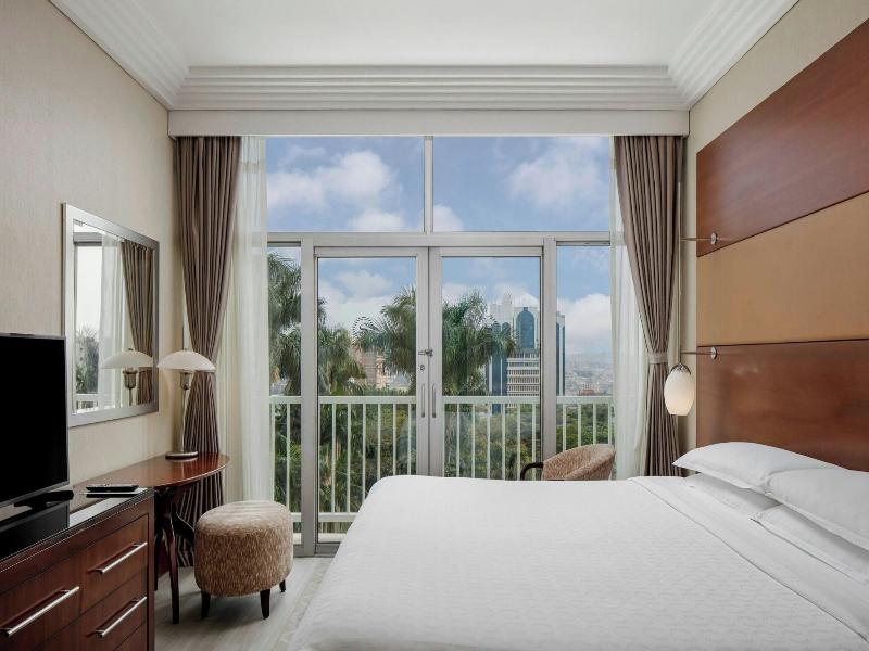 Sheraton Kampala Hotel image