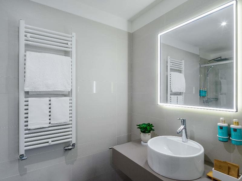 Novotel Parma Centro image