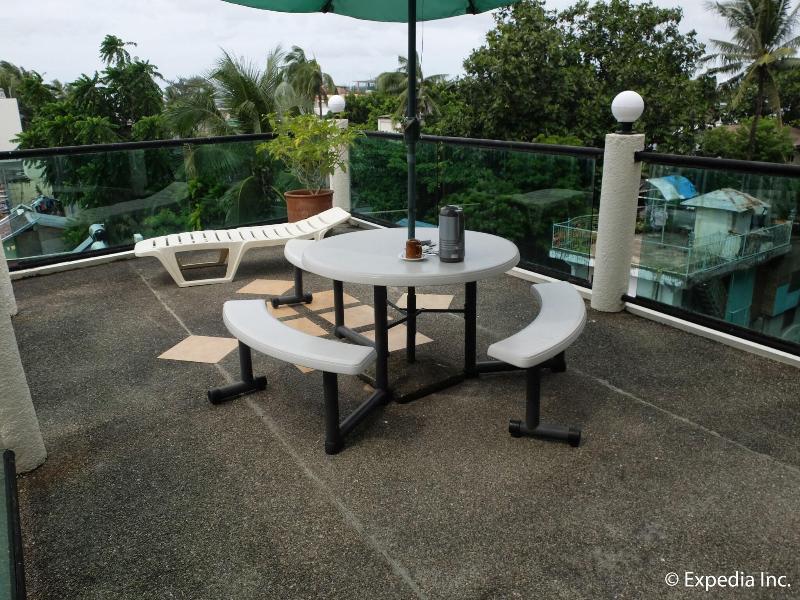 Turtle Inn Resort image