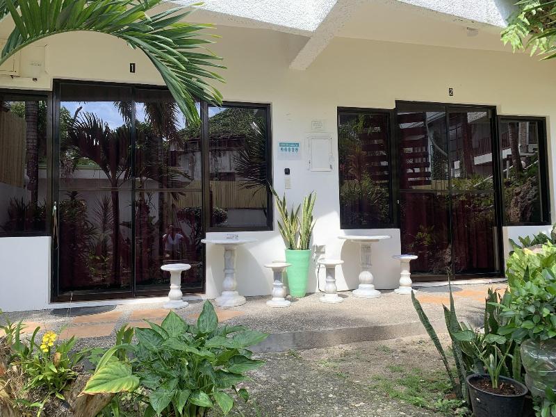 Turtle Inn Resort image