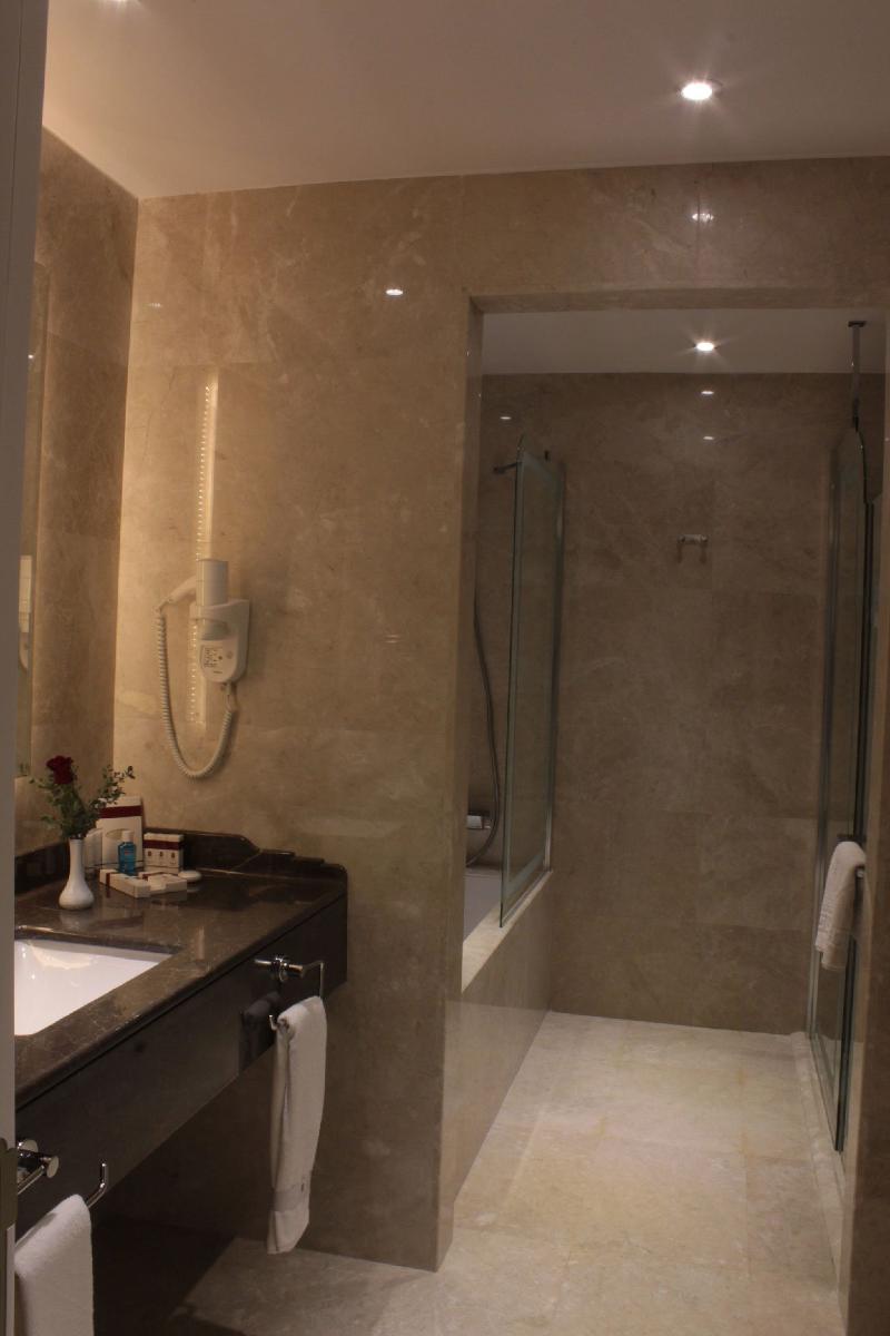 Rotta Hotel Istanbul image