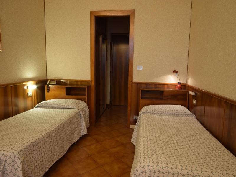Euromotel Croce Bianca image