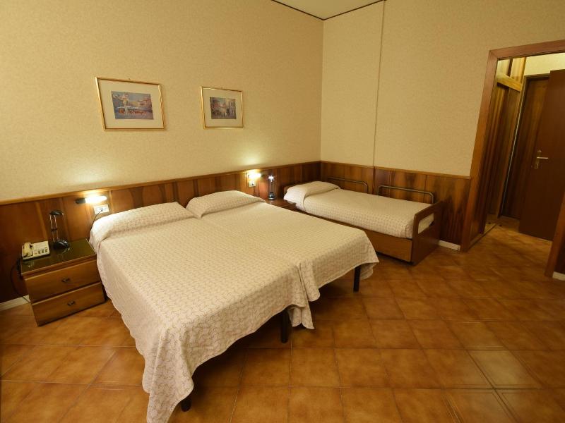 Euromotel Croce Bianca image