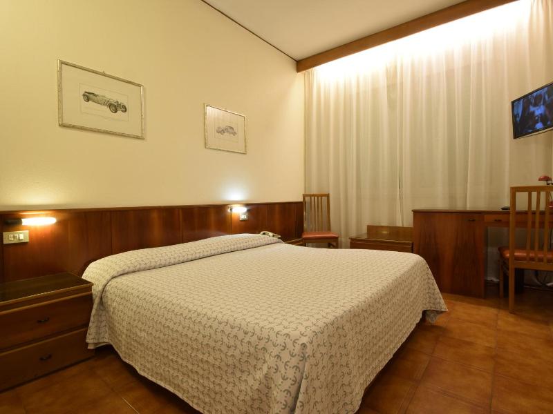 Euromotel Croce Bianca image