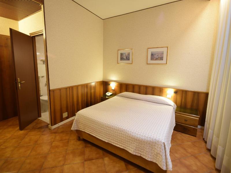 Euromotel Croce Bianca image