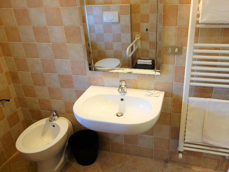 Euromotel Croce Bianca image