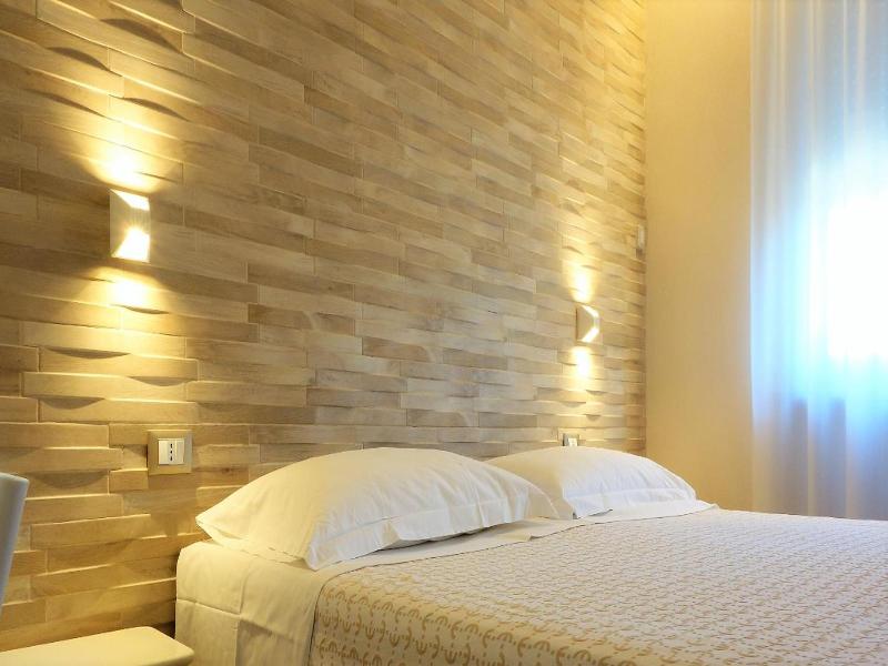 Euromotel Croce Bianca image