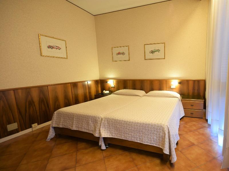 Euromotel Croce Bianca image