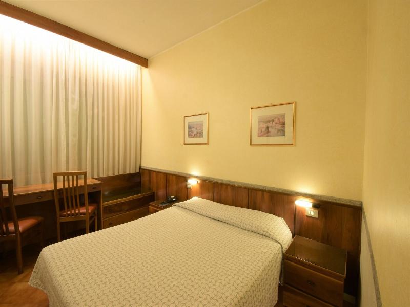 Euromotel Croce Bianca image