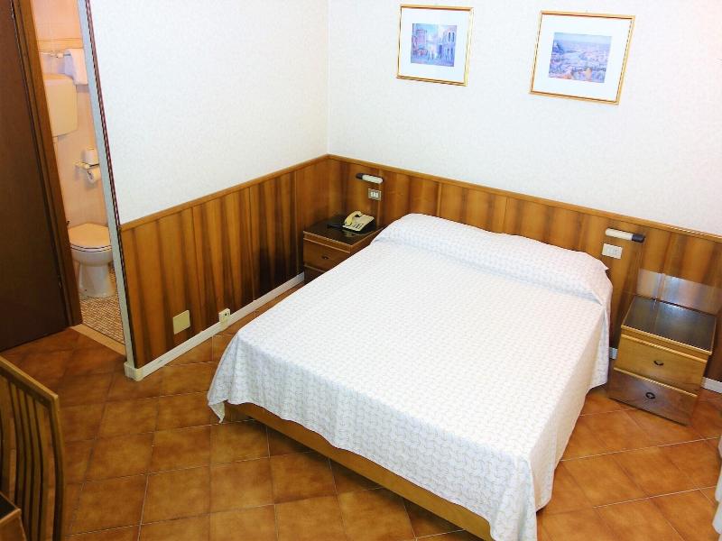 Euromotel Croce Bianca image