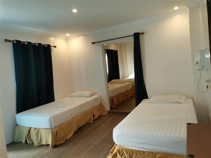 Island Inn Boracay image