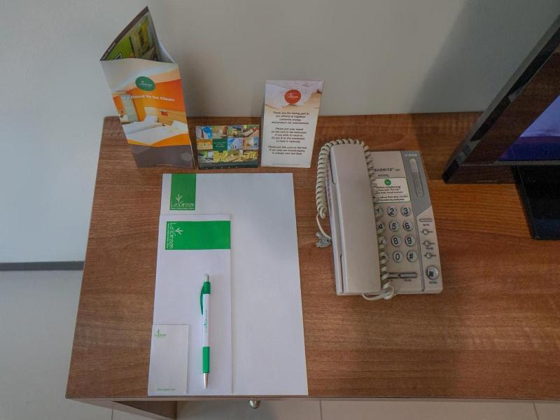 LeGreen Suite Tebet image