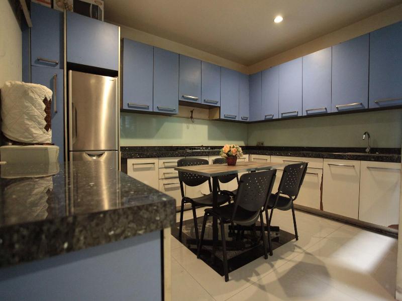 LeGreen Suite Tebet image
