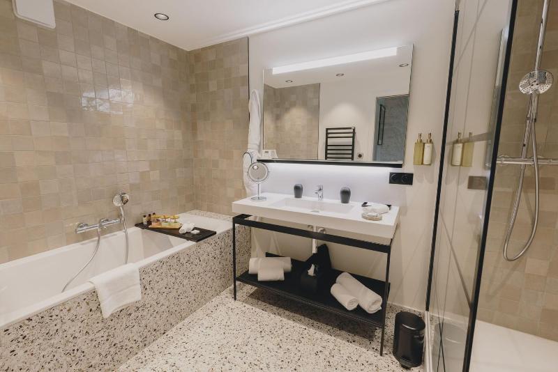 Cèdre Beaune, A Beauvallon Hotel & Spa image
