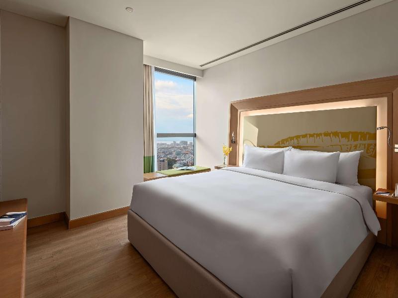 Novotel Danang Premier Han River image