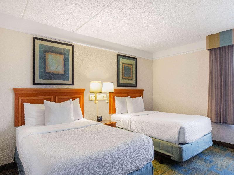 La Quinta By Wyndham Ft. Lauderdale Plantation image