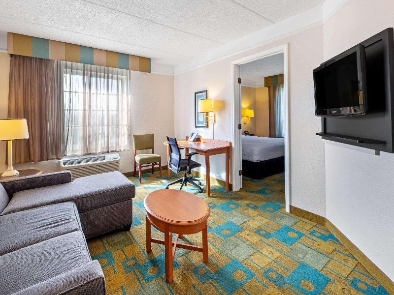 La Quinta By Wyndham Ft. Lauderdale Plantation image