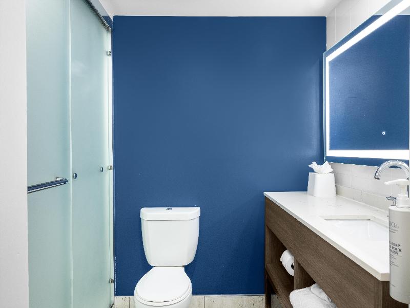 Spark by Hilton Virginia Beach Oceanfront image