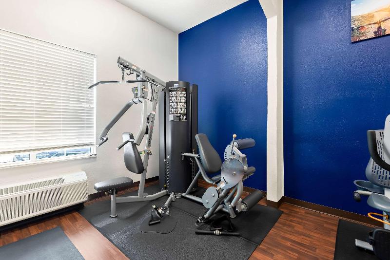 Comfort Suites New Orleans image