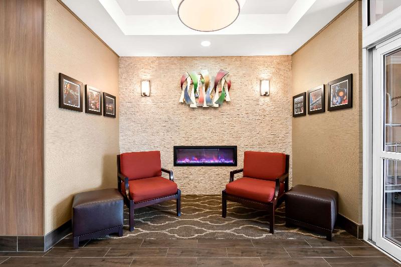 Comfort Suites New Orleans image