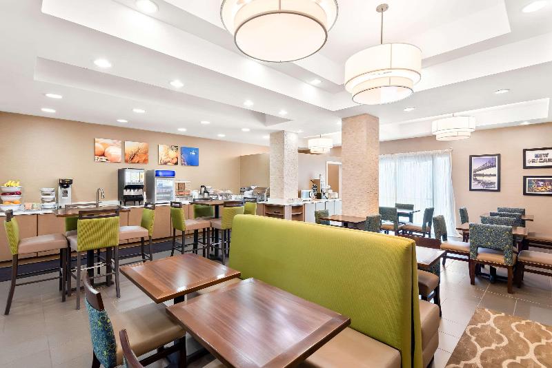 Comfort Suites New Orleans image