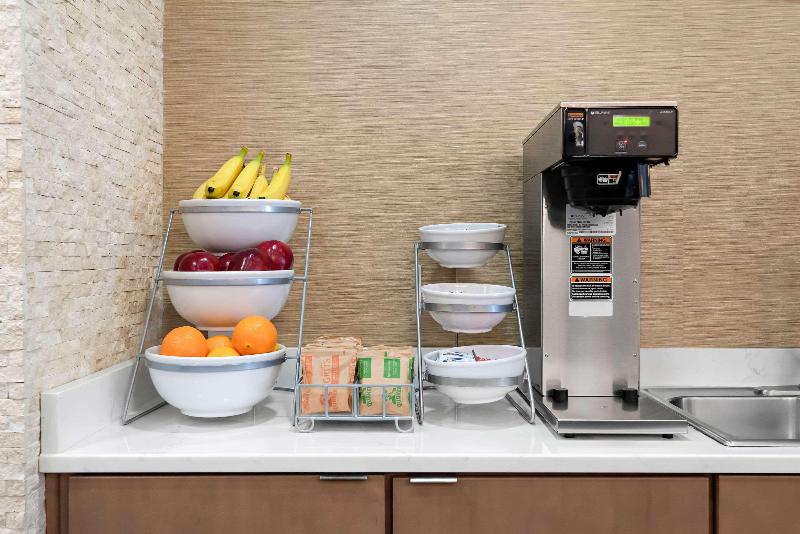 Comfort Suites New Orleans image