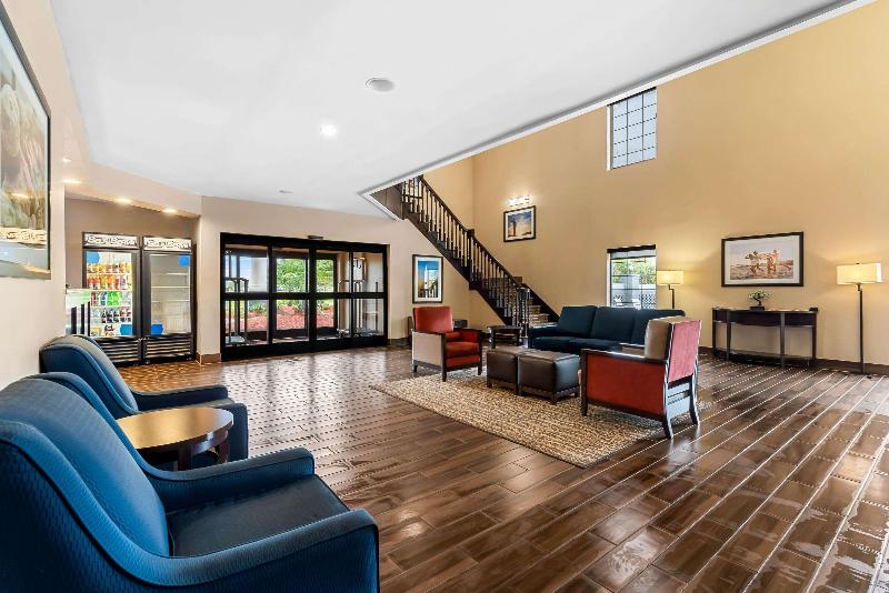 Comfort Suites Near Camp Lejeune image