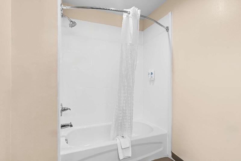 Comfort Suites Near Camp Lejeune image