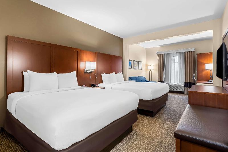 Comfort Suites Near Camp Lejeune image