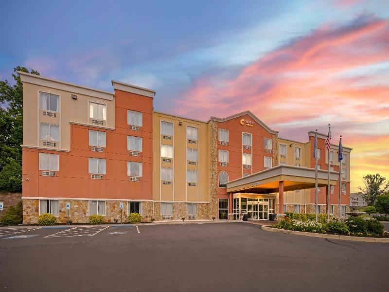 Comfort Suites Near Gettysburg Battlefield Visitor image