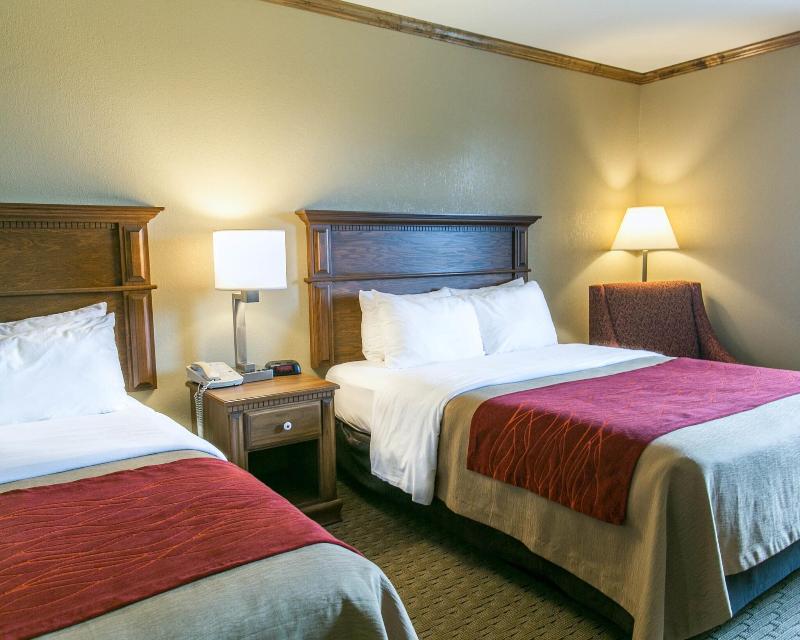 Comfort Inn Marshall Station image