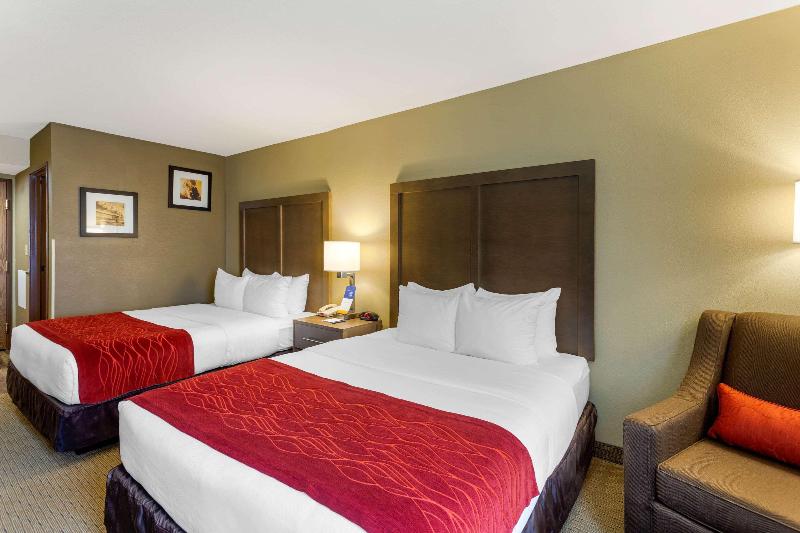 Comfort Inn Marshall Station image