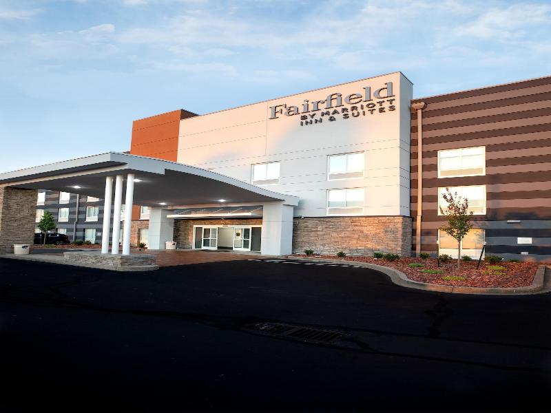 Fairfield Inn & Suites by Marriott Louisville Airp image