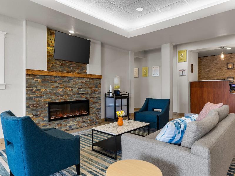 Comfort Inn & Suites Marion I-57 image