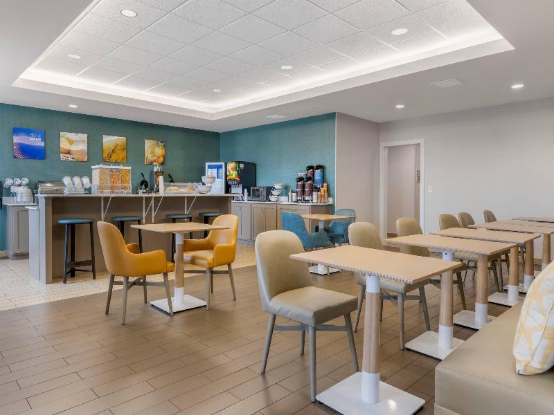 Comfort Inn & Suites Marion I-57 image