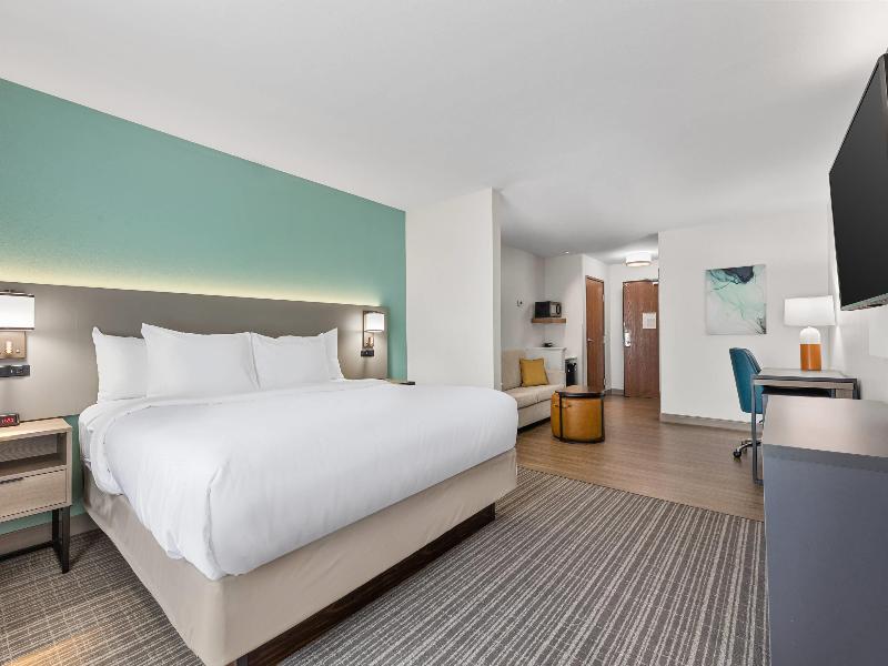 Comfort Inn & Suites Marion I-57 image