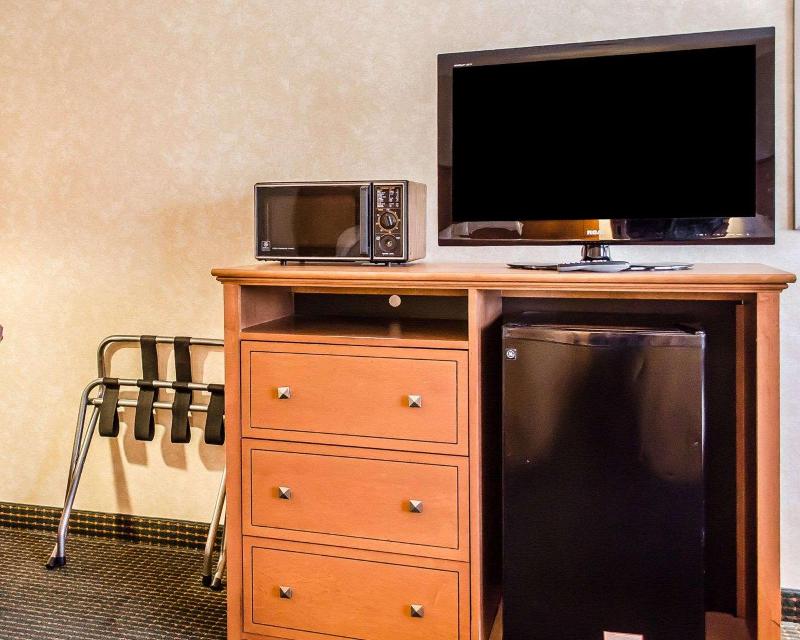 Quality Inn Harrisburg - Hershey Area image