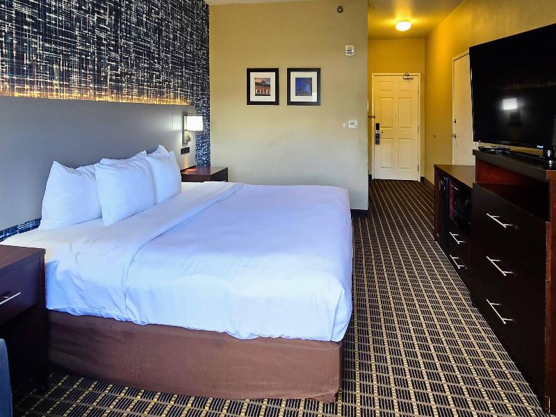 Comfort Inn Fort Collins North image