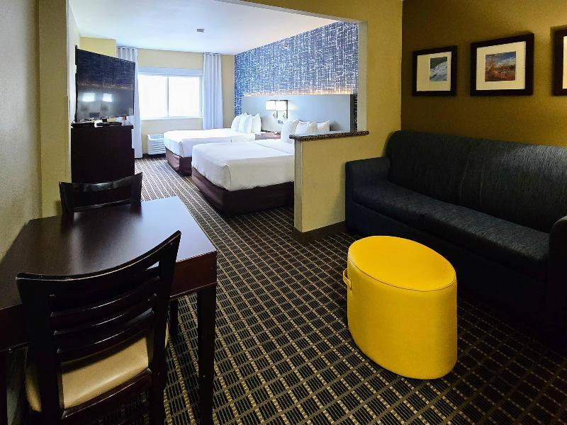 Comfort Inn Fort Collins North image