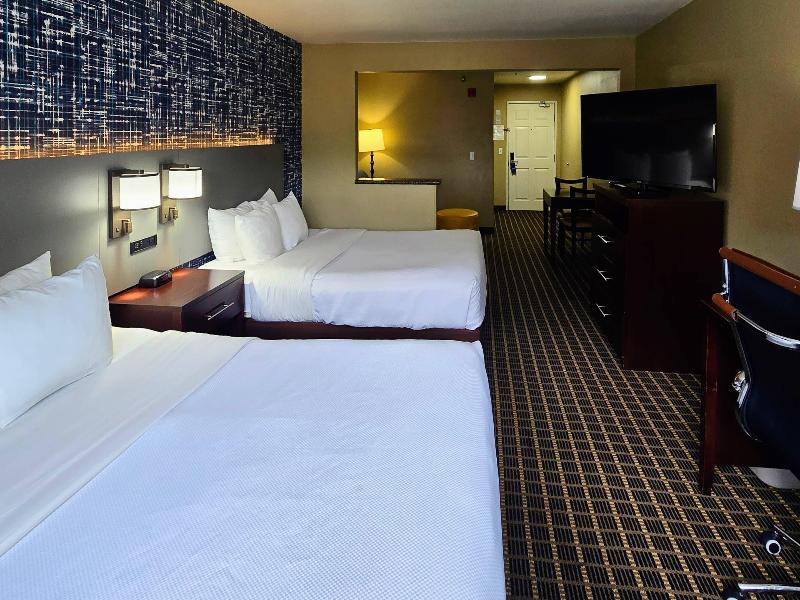 Comfort Inn Fort Collins North image