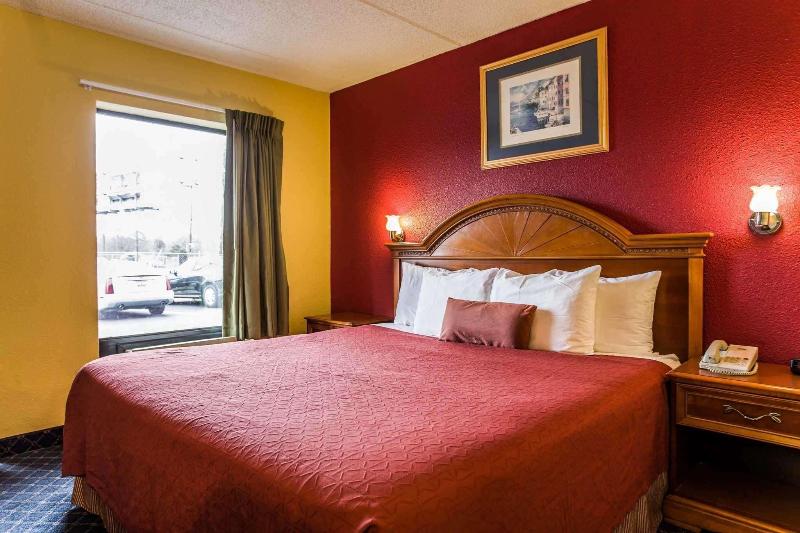 Rodeway Inn Charlotte image