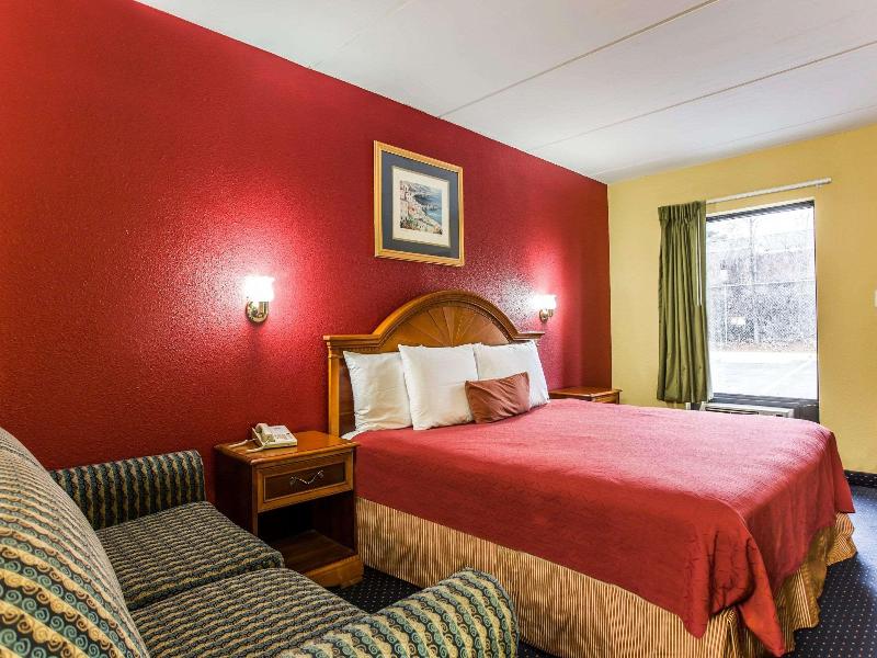 Rodeway Inn Charlotte image