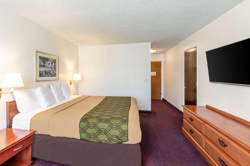 Rodeway Inn & Suites Portland