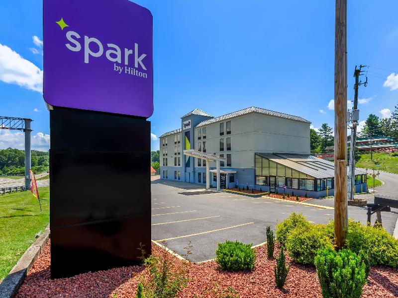 Spark by Hilton Wytheville East Main Street image