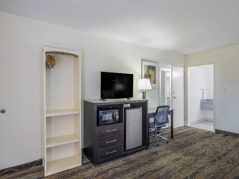 Quality Inn & Suites Conference Center image