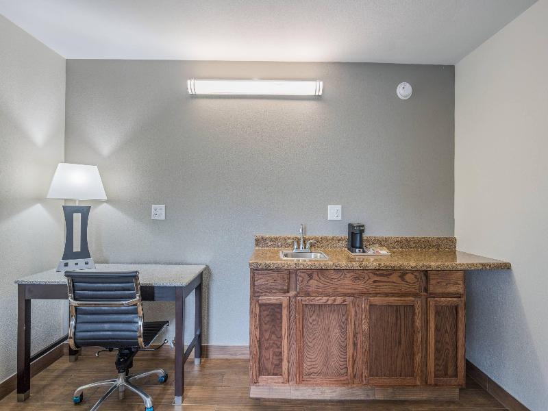 Quality Inn & Suites Conference Center image