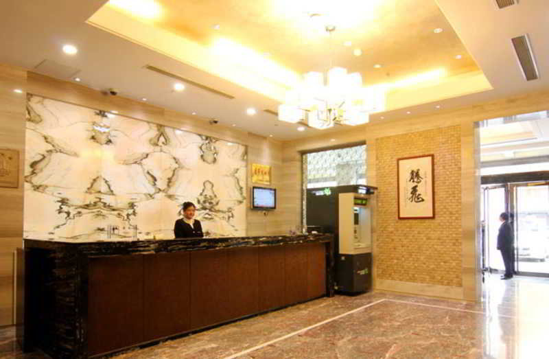 SHANGHAI EAST CHINA HOTEL AT RAILWAY STATION