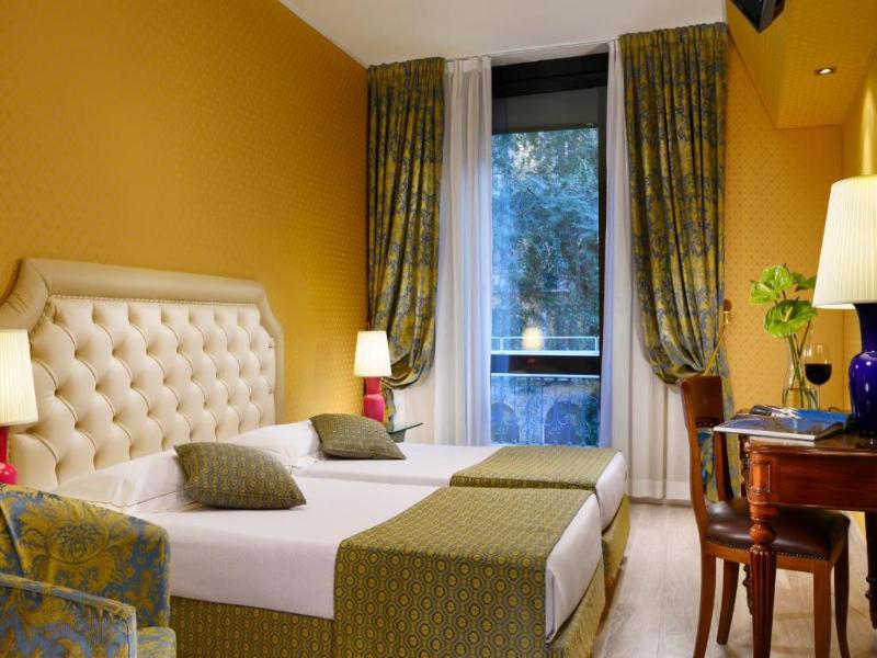 Pierre Milano Hotel image