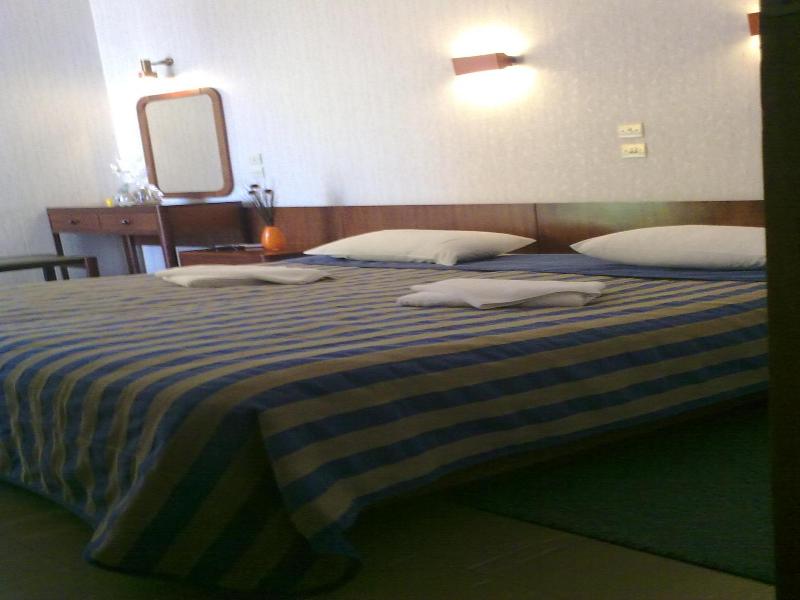 Violetta Hotel — general view