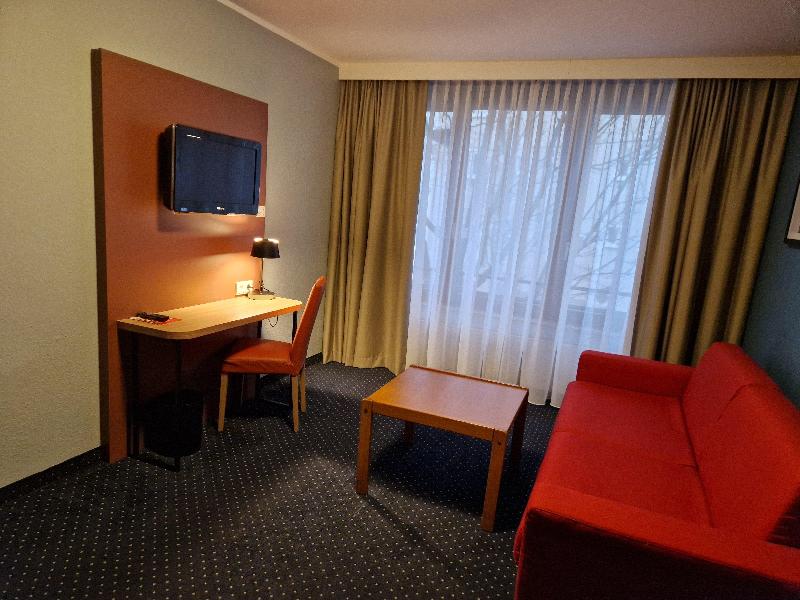 Garner Hotel Bochum by IHG image